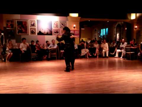 Rodrigo Videla y Inkyoung Lee ( fish ) /Soul (Corea del sur) Bailan Remembrazas de D`arienzo