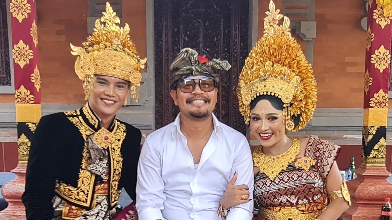 HAPPY WEDDING GEK CANTIK DAN DEWA DHAR