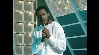 Video thumbnail of "Jeffrey Osborne  -  On The Wings Of Love  - TOTP  - 1984"