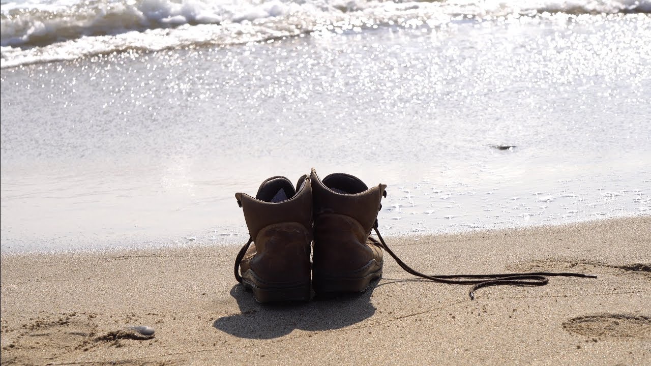 Walk in my shoes - Elia Navarro