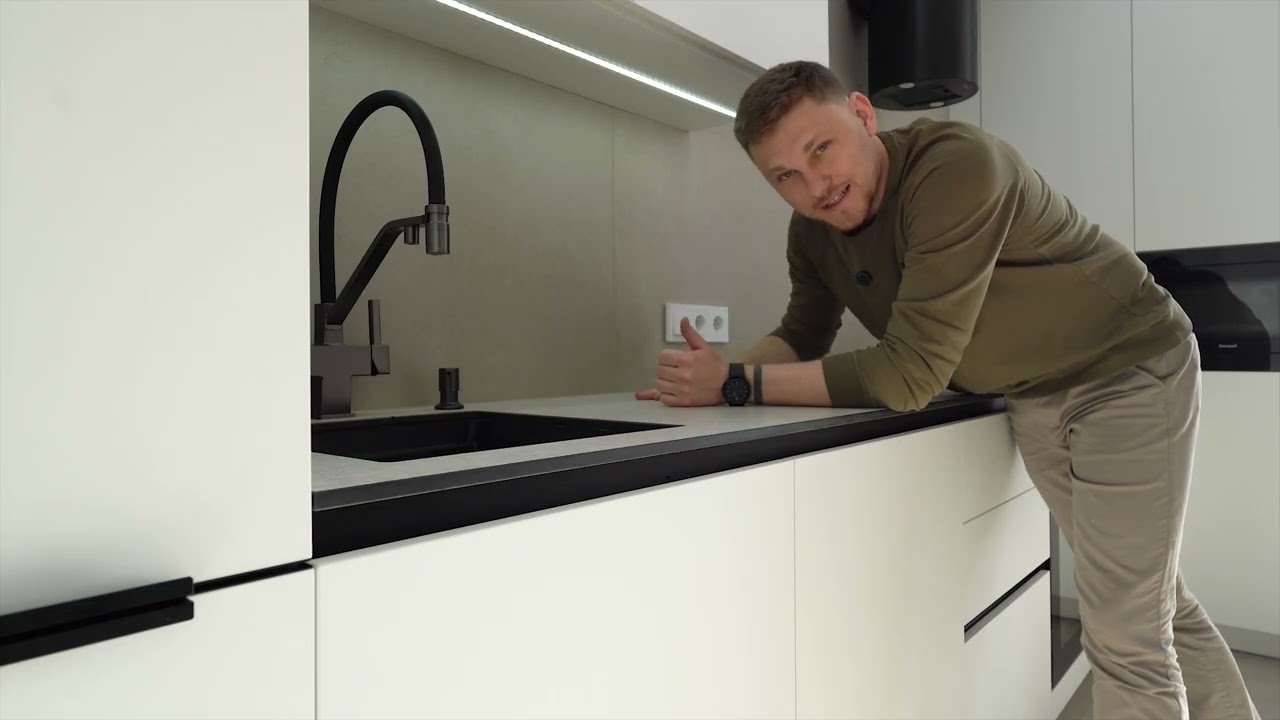 Кухня в современном стиле . Обзор №17