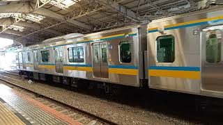 JR東日本E131系1000番台T5編成　鶴見駅3番線到着　20240316 144620