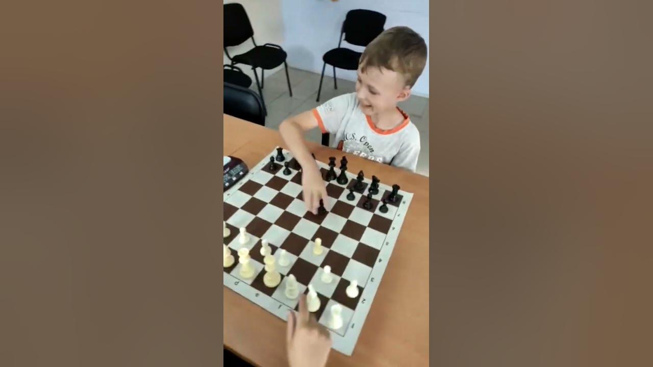 Дурацкий мат в шахматах в 2 хода