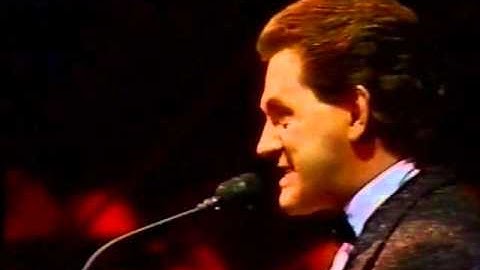 Elaine Paige and Tommy Korberg -Mountain Duet - Chess in Concert 1984
