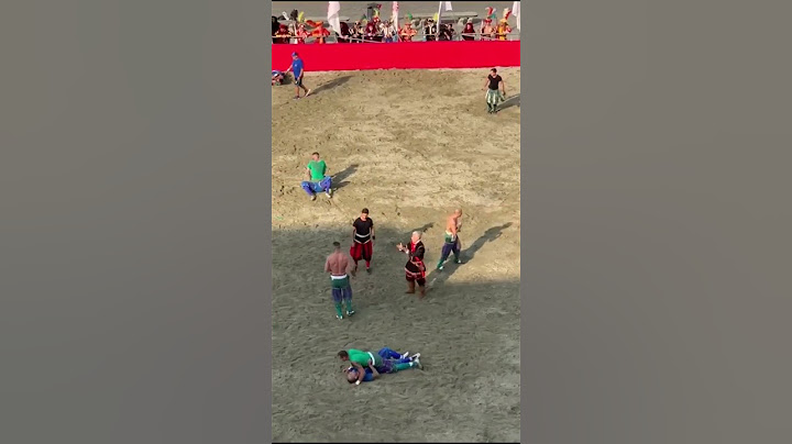 CALCIO STORICO: RISSA FINALE 🤬🥊 #shorts