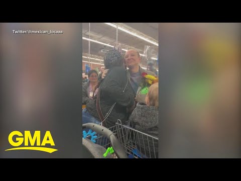 Sia surprises Walmart customers by paying for their groceries