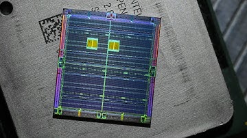Altera Stratix II FPGA die shot