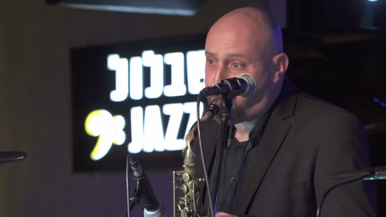 "Farbalak" (Alon Farber/ Yonatan Albalak) the Alon Farber Hagiga with Avishai Cohen, live at Shablul
