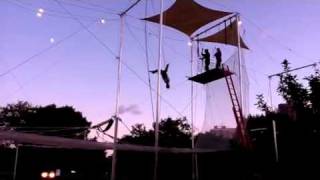 Flying Trapeze-- Set Split