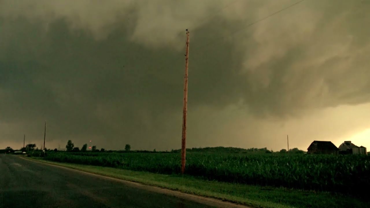 Troy Grove, Illinois Tornado! YouTube
