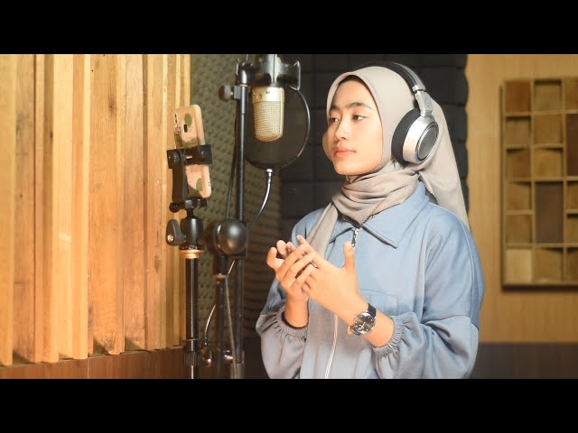 Retak - Ella Azzahra Putri (Bening Musik Cover) class=