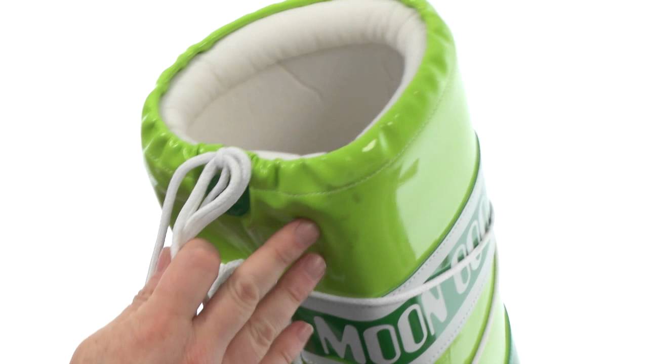 vinyl moon boots