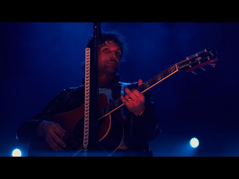 BOYS LIKE GIRLS - INTERLUDE (THE ONLY WAY I KNOW HOW) (LIVE FROM THE MGM MUSIC HALL AT FENWAY PARK)