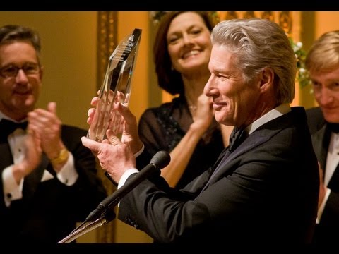 『キング・オブ・マンハッタン 危険な賭け』予告編