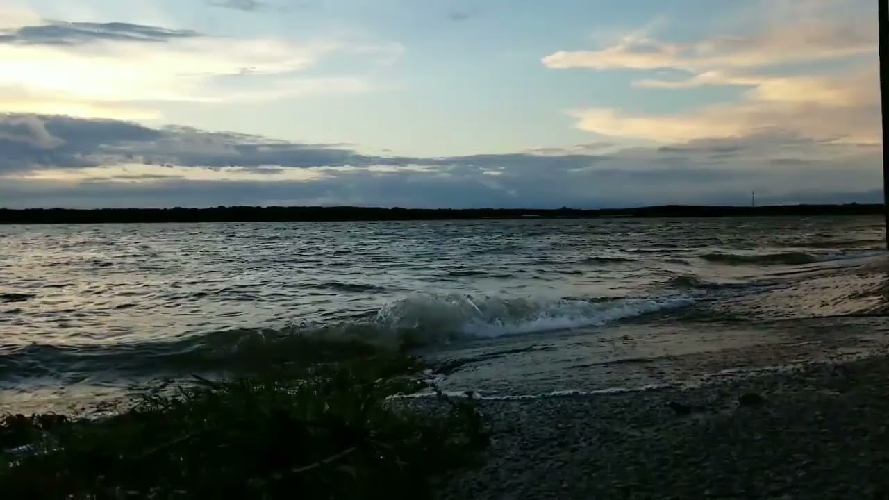 Rolling Along The Lakeshore 