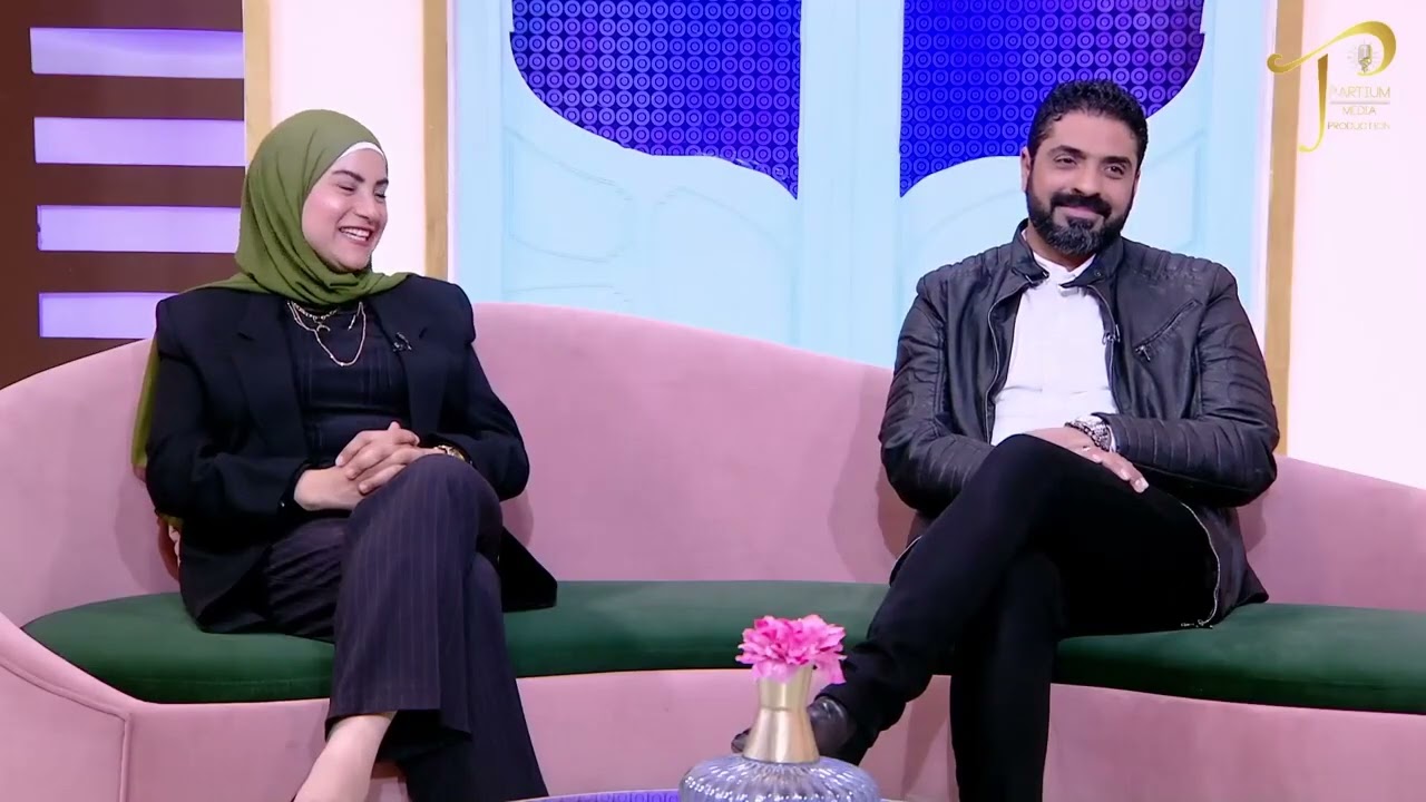 جوزها حاول يعمل فيها مقلب راحت هى اللى عملت فيه المقلب وبقا بيشك فى نفسه 😂🤦 ♂️