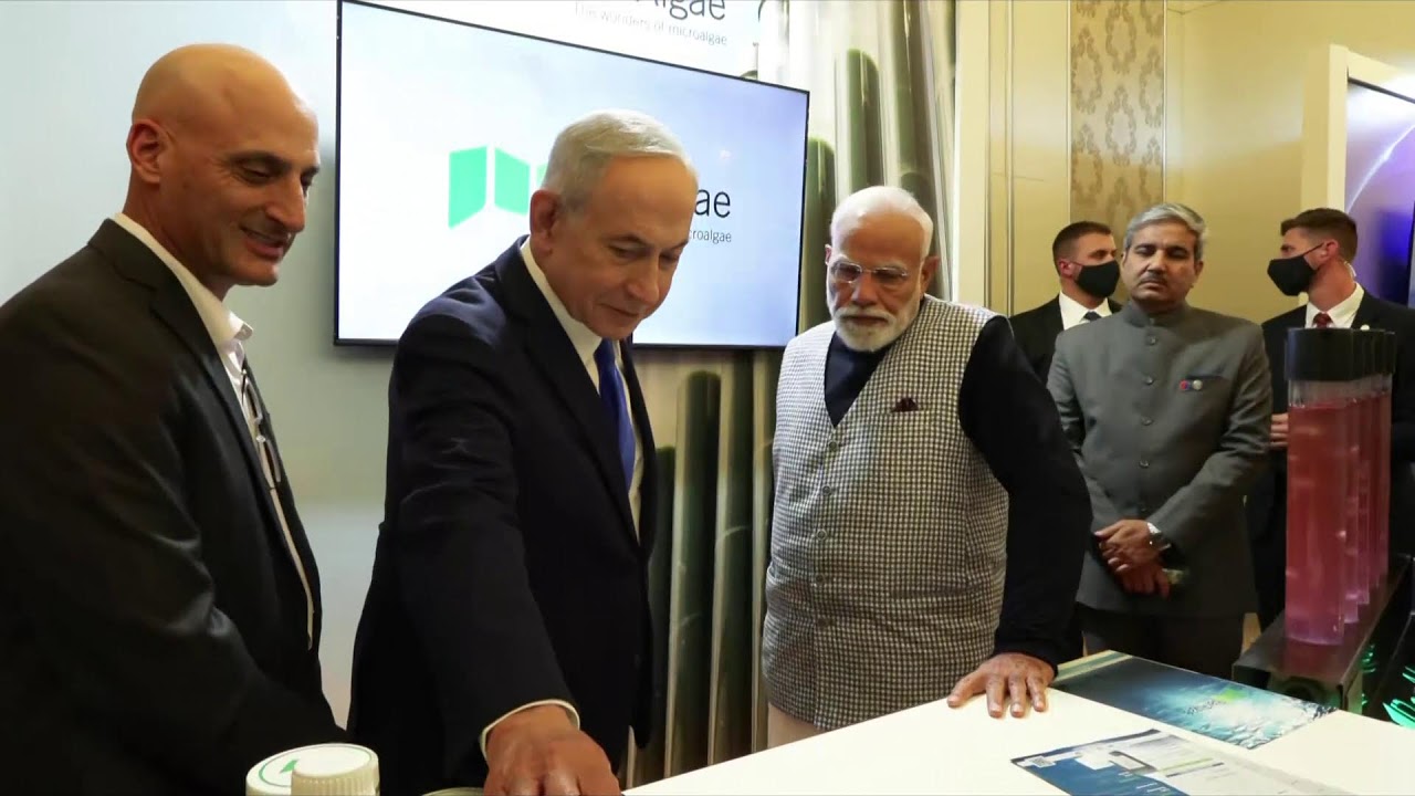 PM Modi, PM Netanyahu visit Israeli tech exhibition
