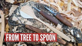 From tree to spoon. With axe work and spoon carving.
