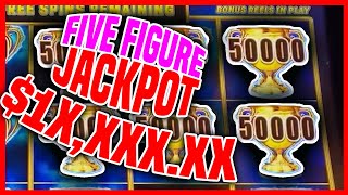 HITTING A 5 FIGURE JACKPOT LIVE....OMG MASSIVE HANDPAY!!