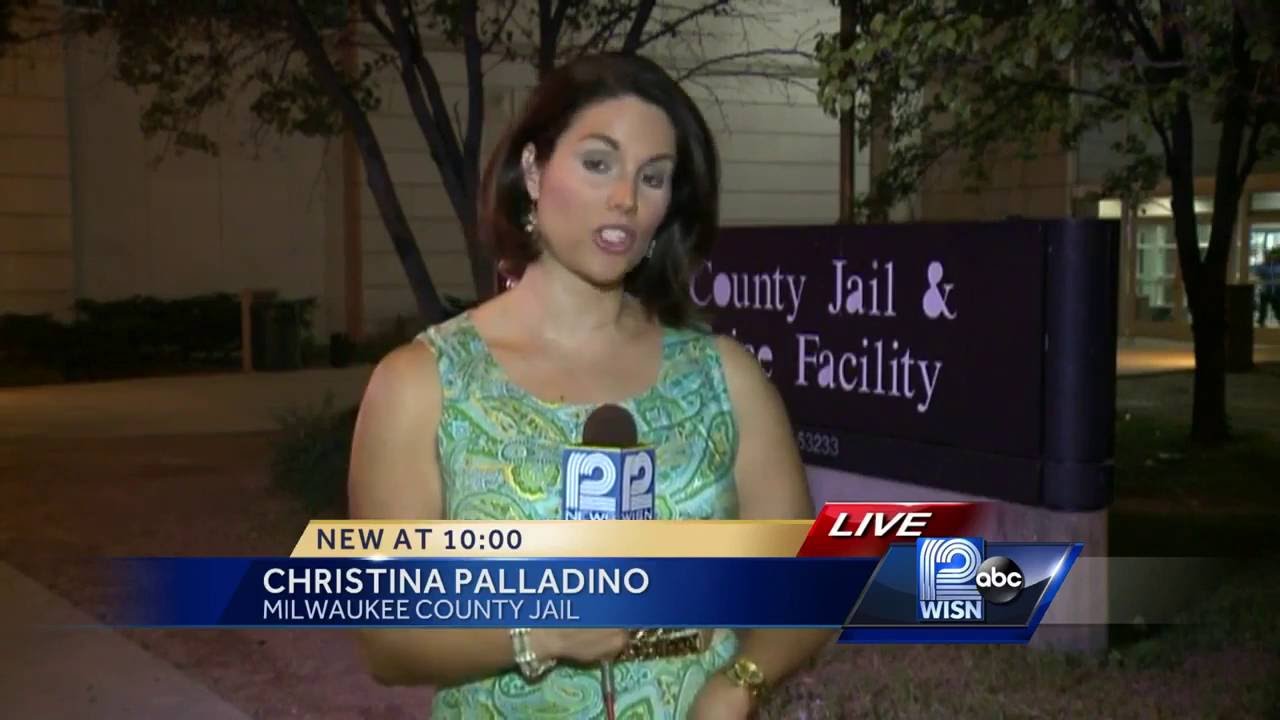 Man accused of stealing car, goes to car owners home - YouTube