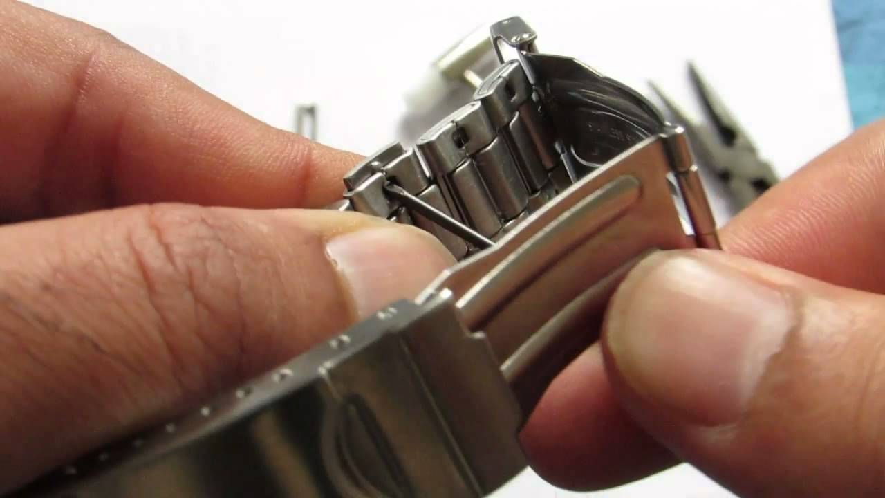 How to Adjust Seiko Watch Link. - YouTube