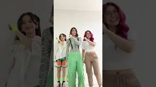 YuNaFe strike again! #shorts | Born To Shine (Online Exclusive) Guide
