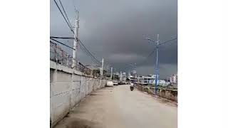 Tidak Selamanya Mendung Itu Kelabu