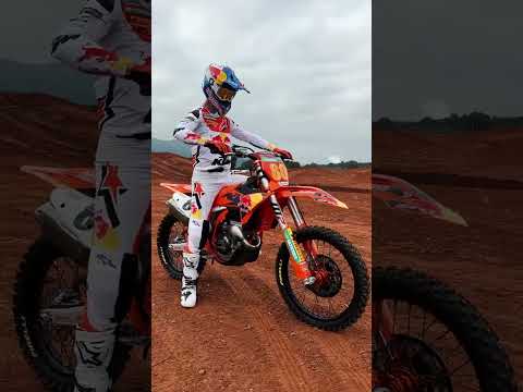 Feel like the MX2 World Champ with the 2025 KTM 250 SX-F ADAMO EDITION