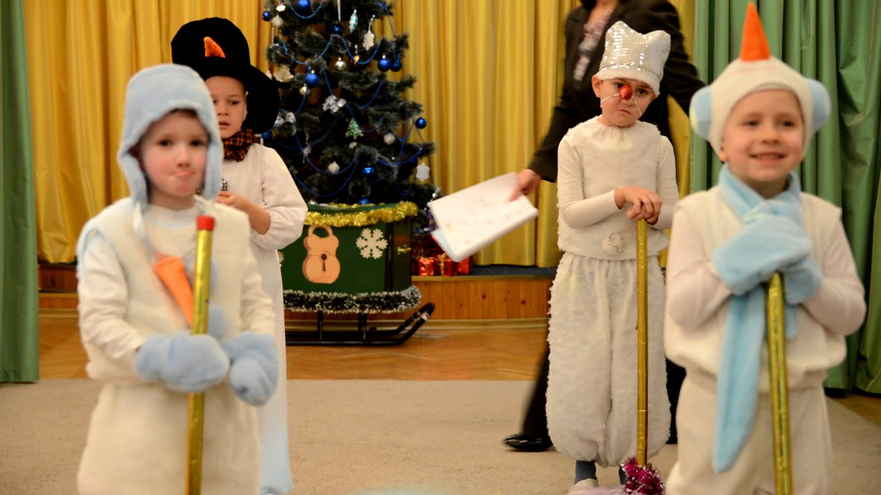 Новорічне свято середньої групи
