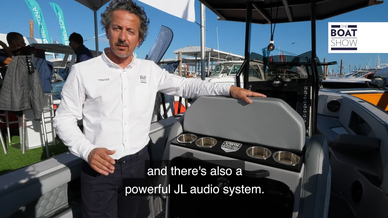VANDALIZE 305 SS - Walkaround Motor Boat - The Boat Show