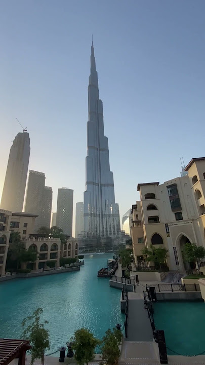 🇦🇪 Burj Khalifa: The Tallest Marvel in Dubai 🌆 | City by City - Earthview