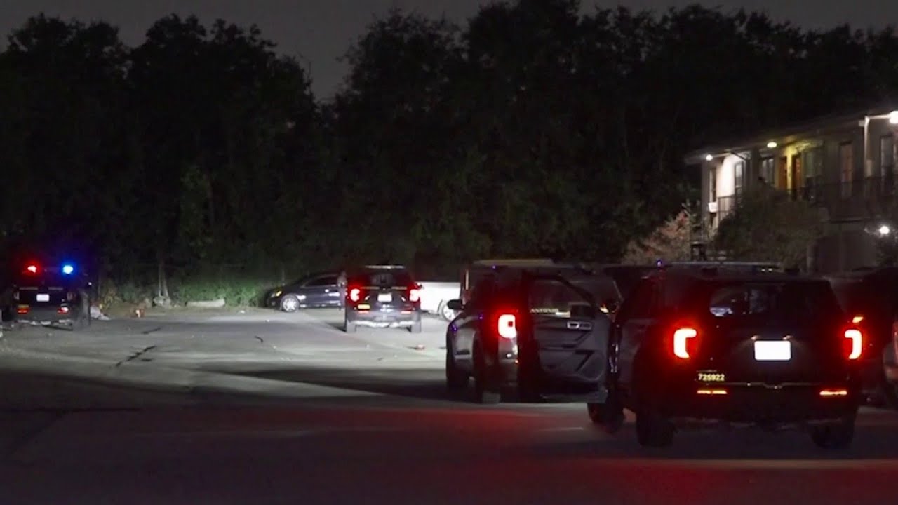 Teen injured in parking lot shooting at North Side apartment complex ...