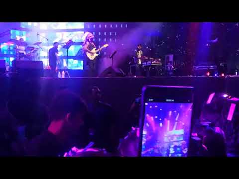 Maate vinaduga(taxi wala) full performence  by sid sriram at Hyderabad