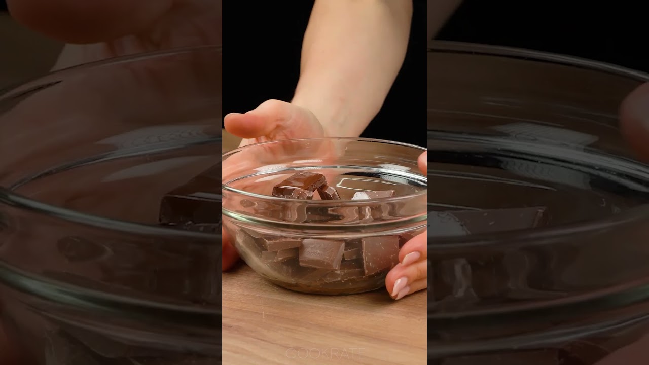 The chocolate dessert that everyone is talking about! So simple and delicious!