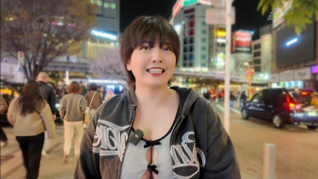 ボーイッシュ女子の谷間散歩【新宿東南口編】