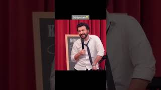 Enteresan Gülen Adam Taki̇p Et