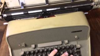 Stott Typewriter Carriage removal