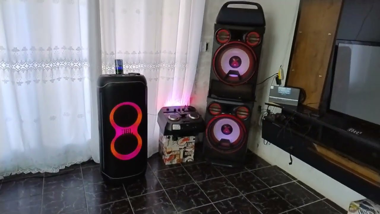 JBL PartyBox Ultimate vs LG CK99 | Volume 50% | 