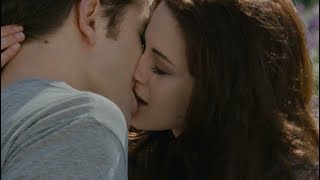 Брачная ночь Эдварда и Беллы. Сумерки. Остров Эсме Edward and Bella. Twilight Saga Breaking Dawn Брачная ночь Эдварда и Беллы. Сумерки. Остров Эсме Edward and Bella. Twilight Saga Breaking Dawn
