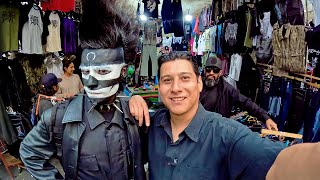 Esto es realmente el Tianguis del Chopo: rock, amigos y buena vibra