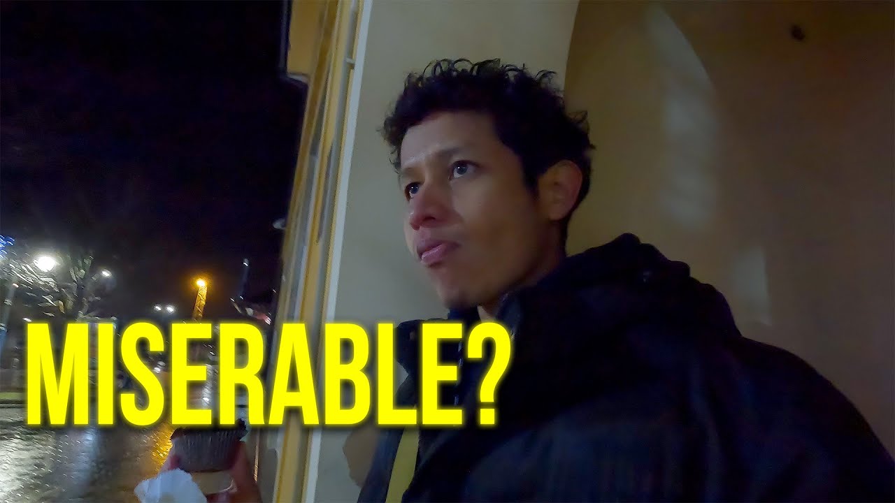 Eating in a Freezing Serbian Downpour at Night. Why? 🇷🇸