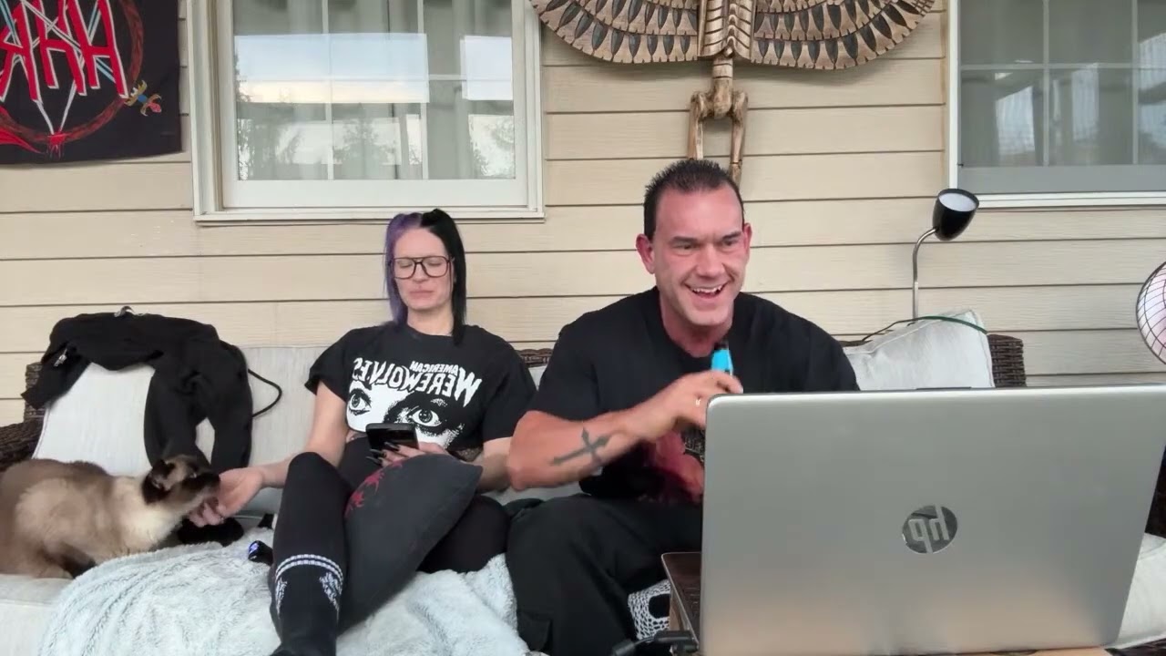 J-dawg and the Wifey doing a live together, and not an only fans live weirdos.