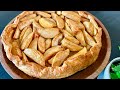 Cette tarte aux pommes soufflée caramélisée ne nécessite que 4 ingrédients et elle est trop bonne