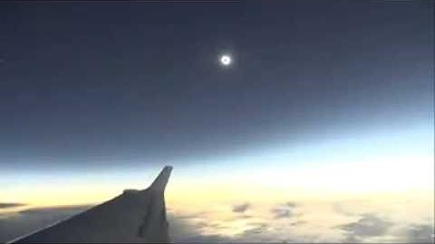 Solar Eclipse on 20/03/2015 from a plane in 30 seconds