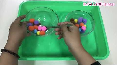 EPL: Transferring Pompom Using Spoon