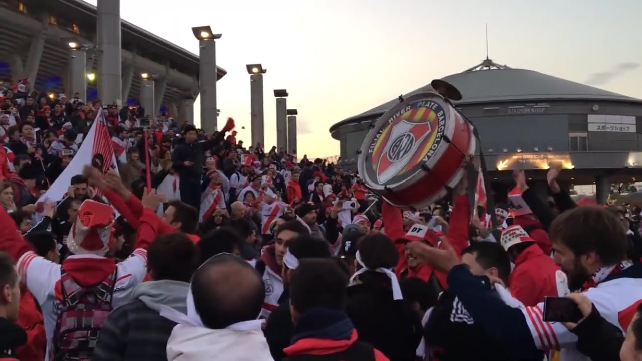 Hinchada De River Plate En Yokohama 試合前のリーベルサポーター Youtube