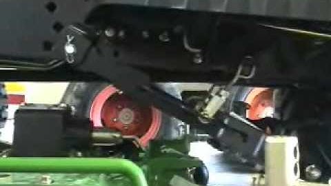 John Deere Autoconnect 60D Mower on 1026R:  Showing PTO Hookup