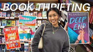 MINI BOOK THRIFTING VLOG: summer romances, young adult books + more!