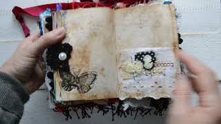 Junk journal with touch of Moulin Rouge theme. screenshot 2
