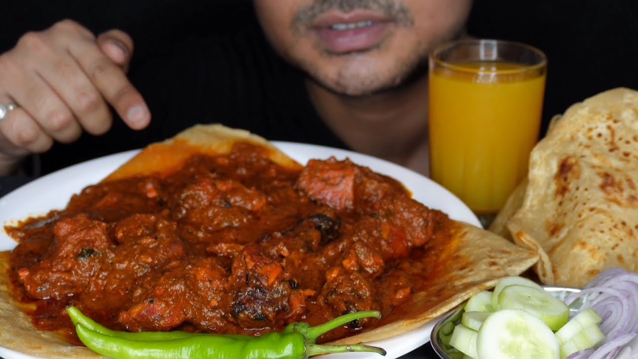 ASMR:CHICKEN CURRY EATING WITH PARATHA+MANGO JUICE+SALAD+GREEN CHILLI EATING MUKBANG VIDEO